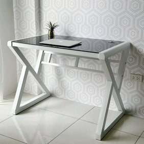[Preorder] Winter black and white desk