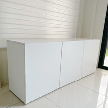 Load image into Gallery viewer, Max White Tv Rack Cabinet